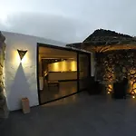 Villa La Bodeguita House *